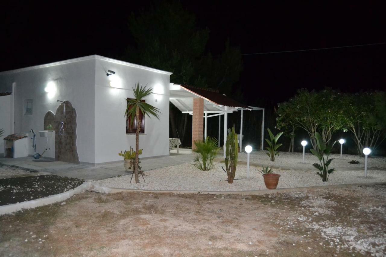 Villa Luana Пунта Прошуто Екстериор снимка