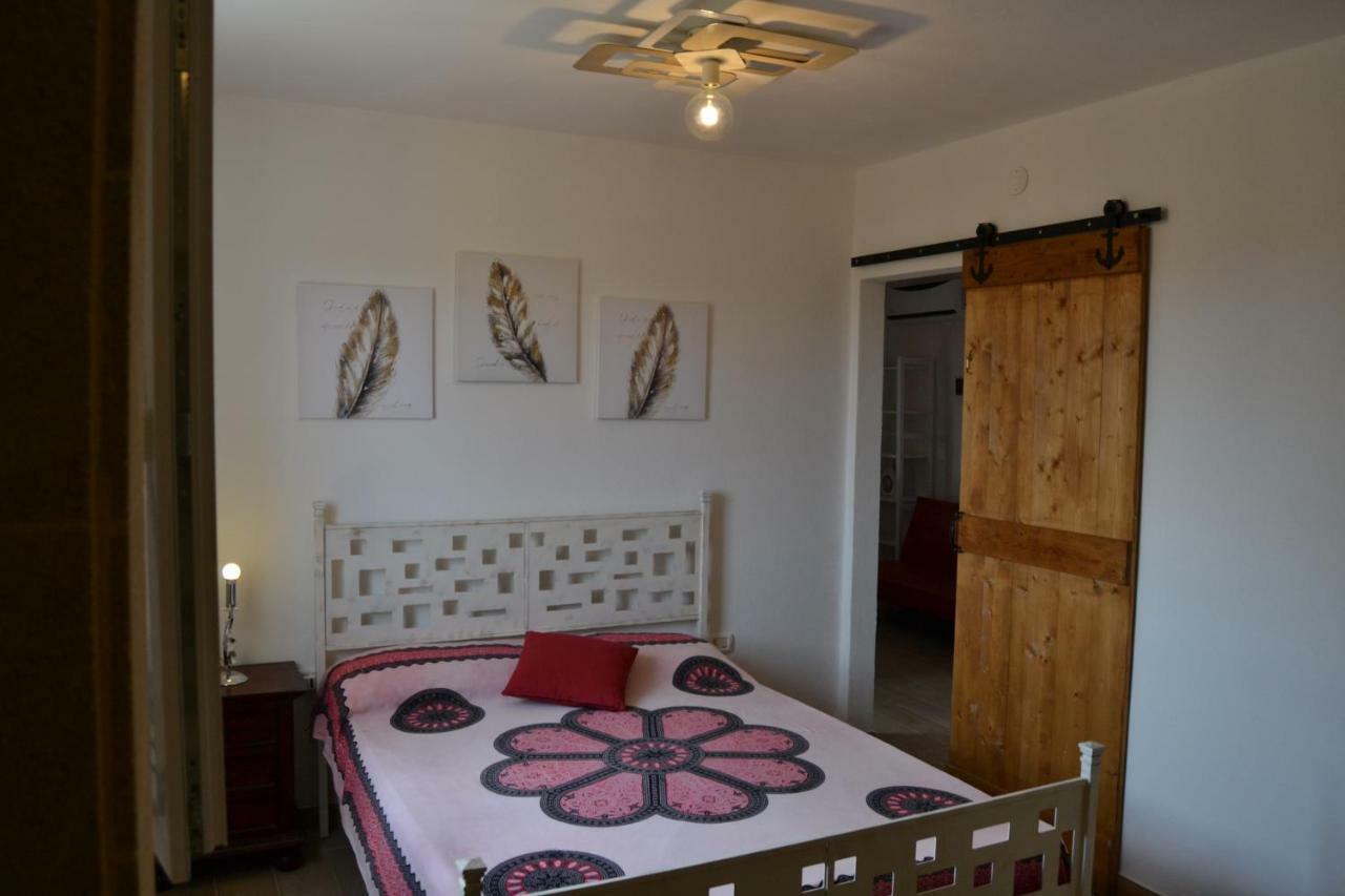 Villa Luana Пунта Прошуто Екстериор снимка
